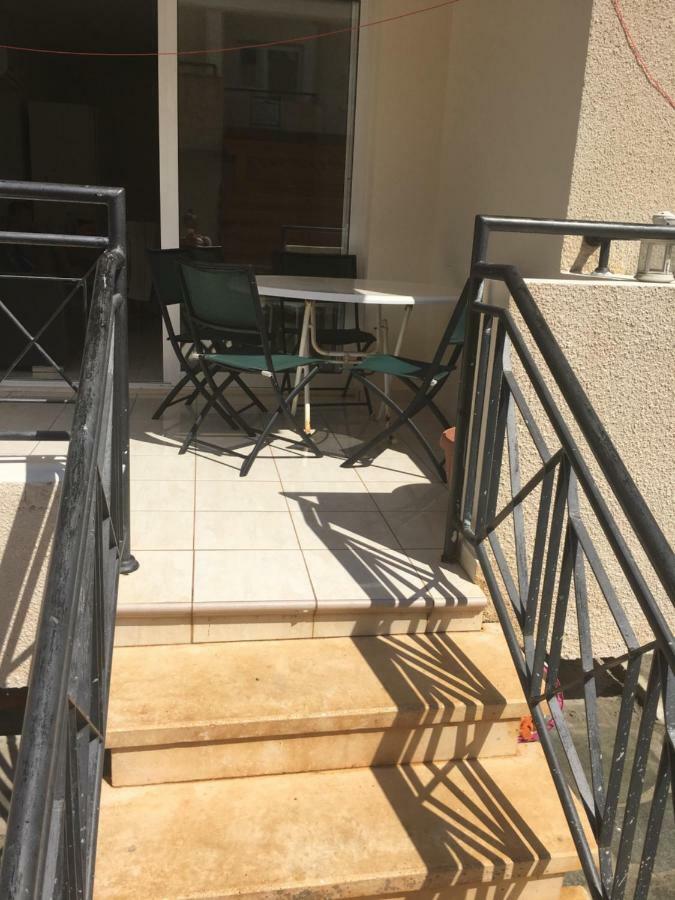 Ferienwohnung By The Sea Paphos Exterior foto